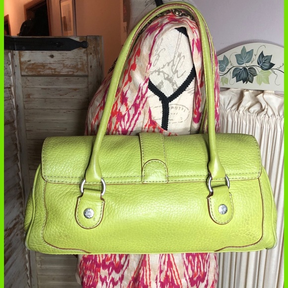 MICHAEL KORS CHARTREUSE GREEN PEBBLED LEATHER BAG - Picture 4 of 16